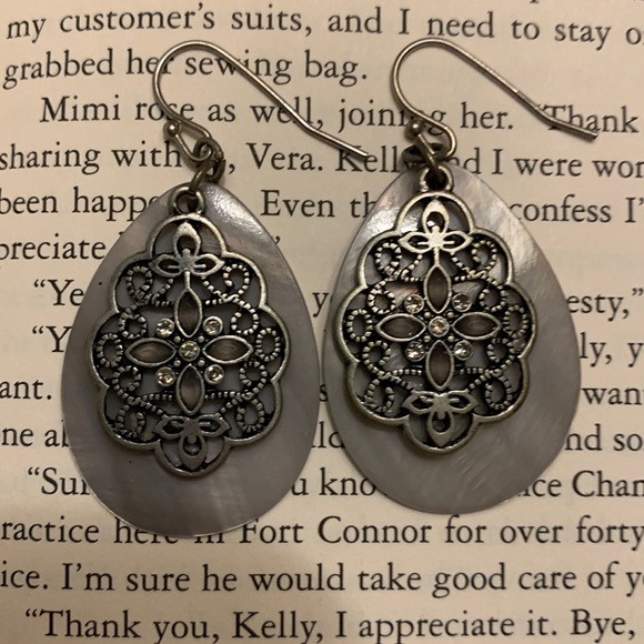 Grey teardrop earrings with intricate swirls overlaid - Picture 1 of 1